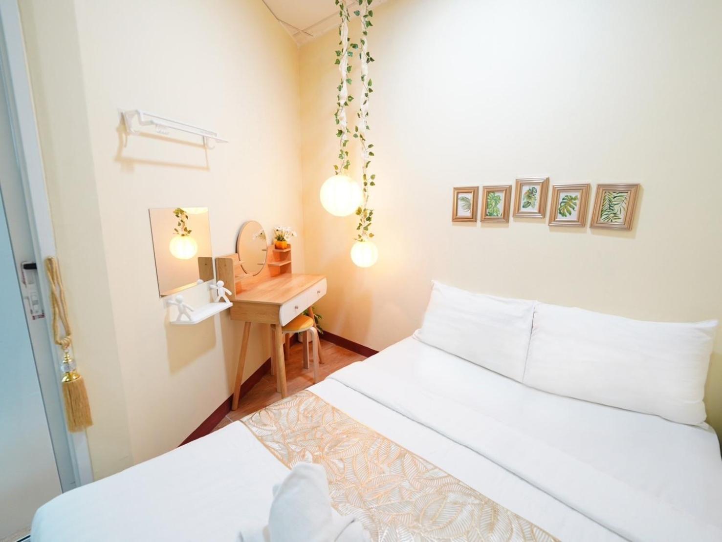 Ez Sleep @ Ratchada 19 Hostel Bangkok Exterior photo