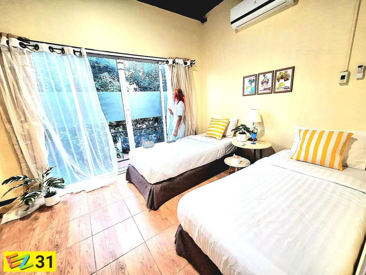 Ez Sleep @ Ratchada 19 Hostel Bangkok Exterior photo